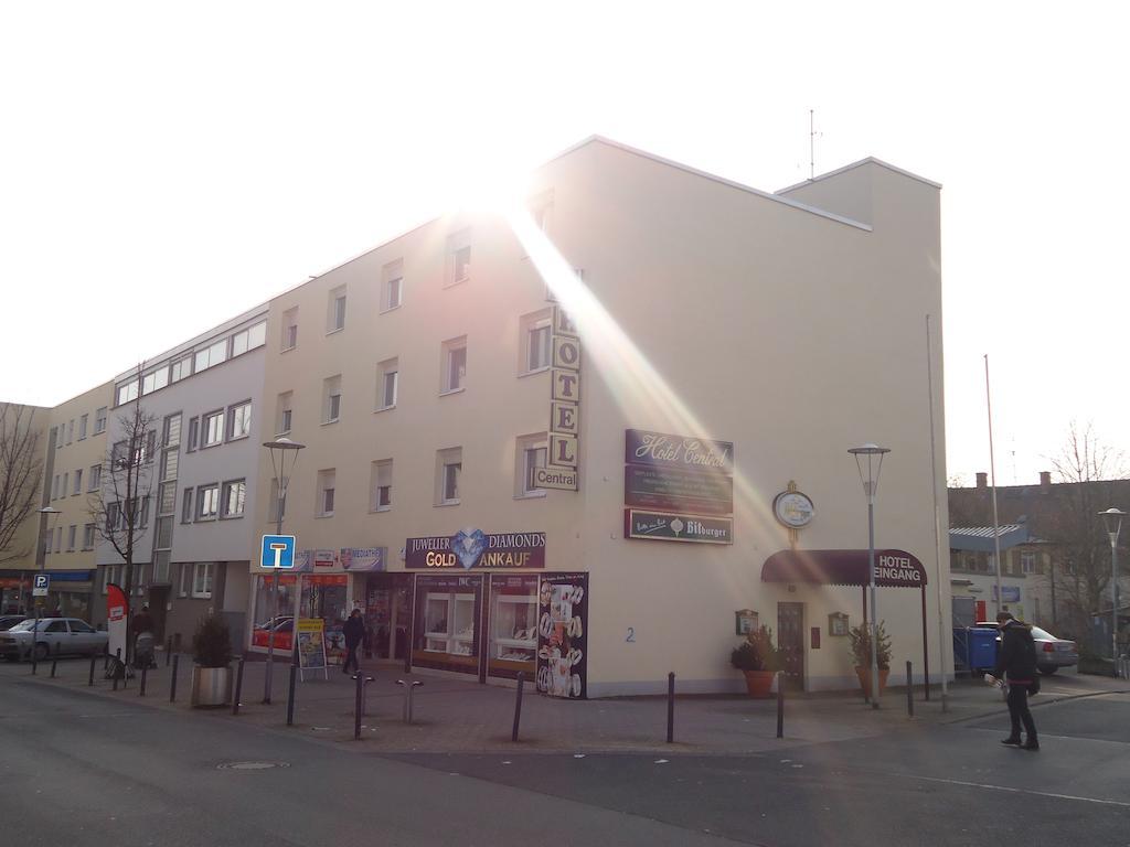 Hotel Central Oberursel Exterior photo